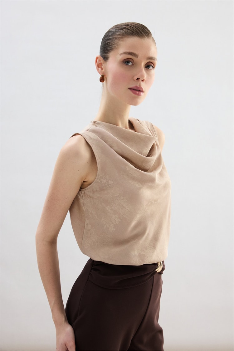 Sateen Y26 1969-1251 Degaje Yaka Jakarlı Bluz Bej