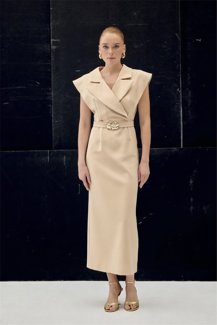 Sateen Y26 1980-3083 Aksesuar Detaylı Maxi Elbise Bej Kadın