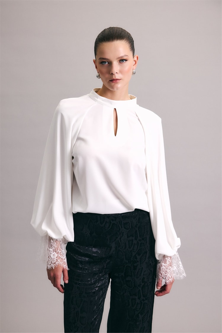 Sateen Y26 2116-1255 Dantel Detaylı Uzun Kollu Bluz Ekru Kadın