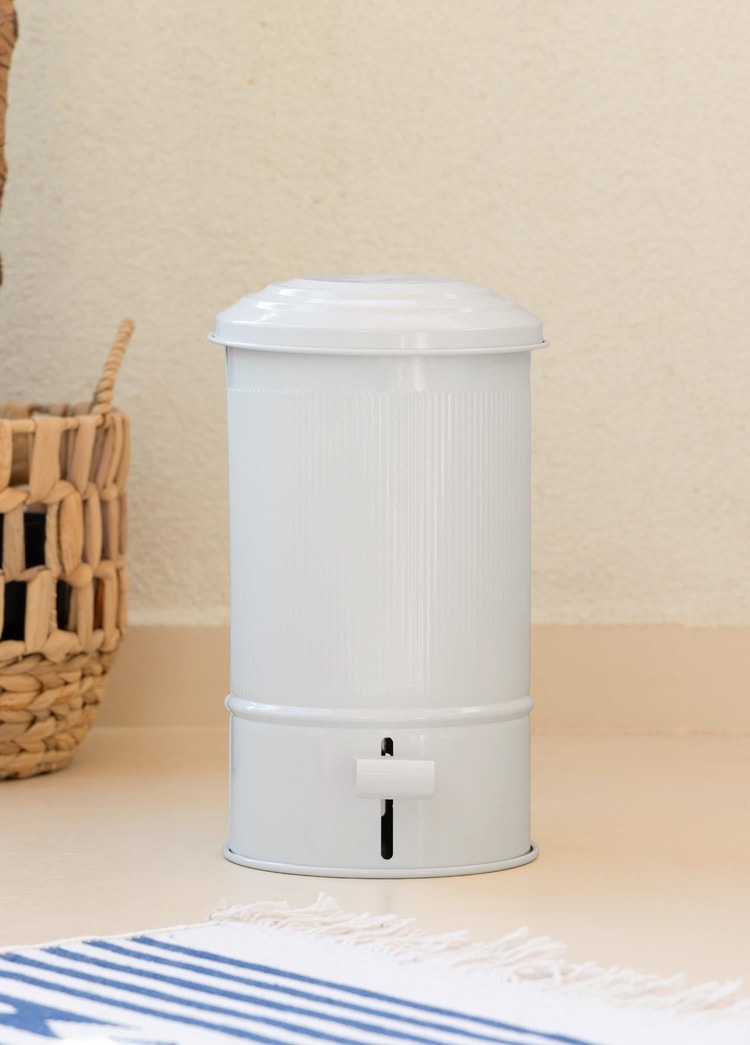Stripe Mutfak ve Banyo Çöp Kovası Beyaz 5 Lt