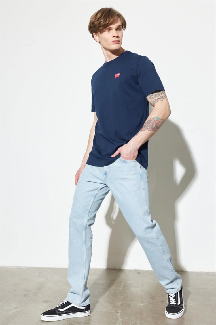Wrangler W15QJX31R Greensboro 31R Whıtewater Erkek Regular Straıght Greensboro Regular Straıght Jean Pantolon