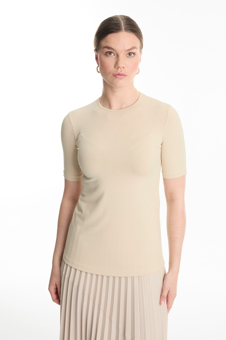 Bisiklet Yaka Bej Basic T-shirt İ-0011