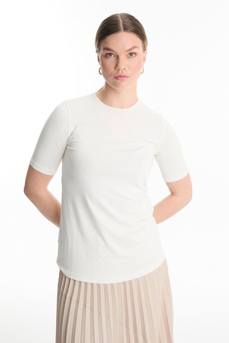 Bisiklet Yaka Ekru Basic T-shirt İ-0011