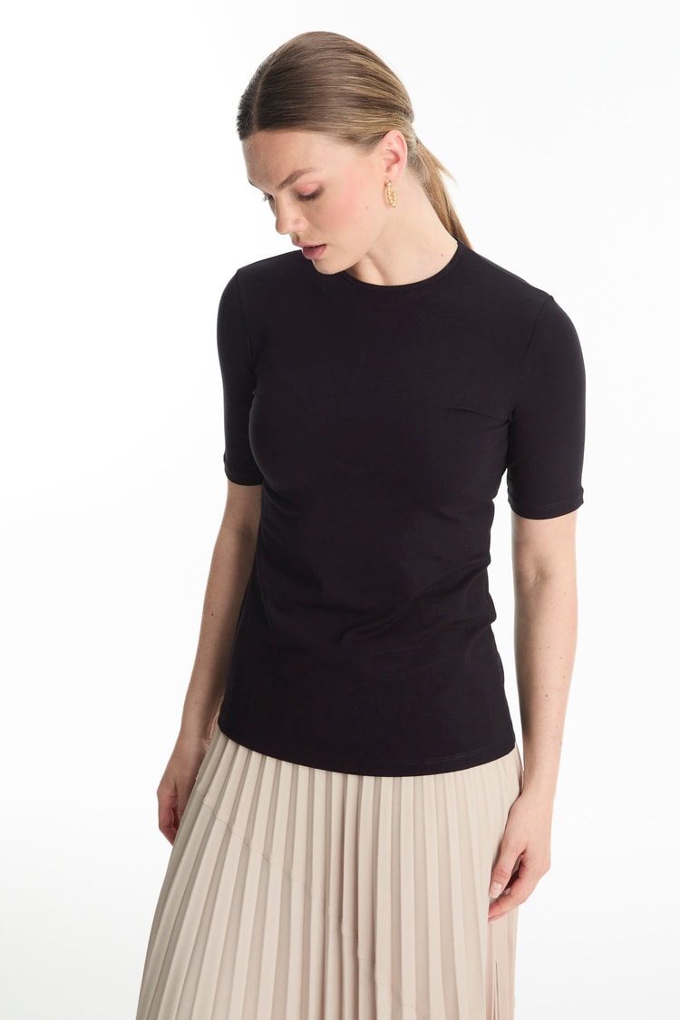 Bisiklet Yaka Siyah Basic T-shirt İ-0011