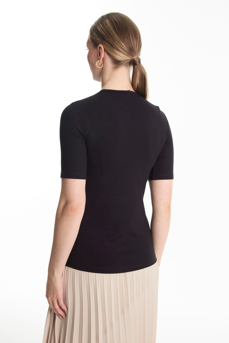 Bisiklet Yaka Siyah Basic T-shirt İ-0011