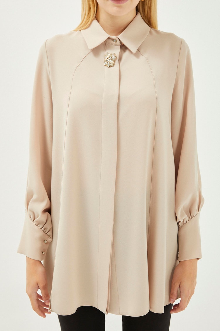 Broş Detaylı Uzun Kollu Bej Tunik B-0095