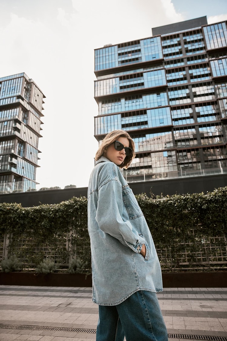 Denim Aksesuar Detaylı Oversize Ceket C-0065