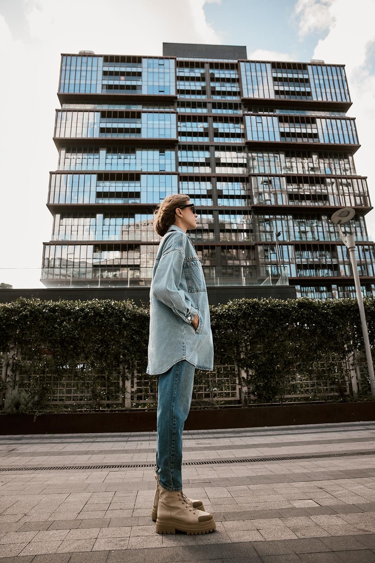 Denim Aksesuar Detaylı Oversize Ceket C-0065