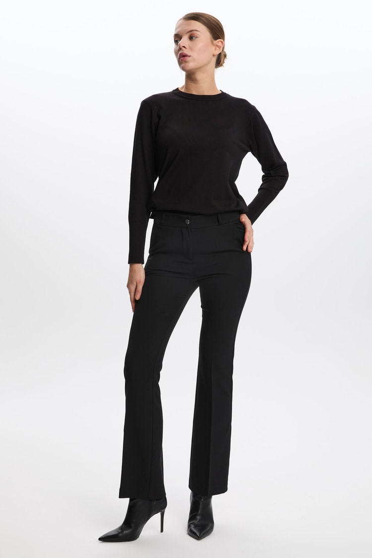 Geniş Paça Siyah Kumaş Pantolon P-0213
