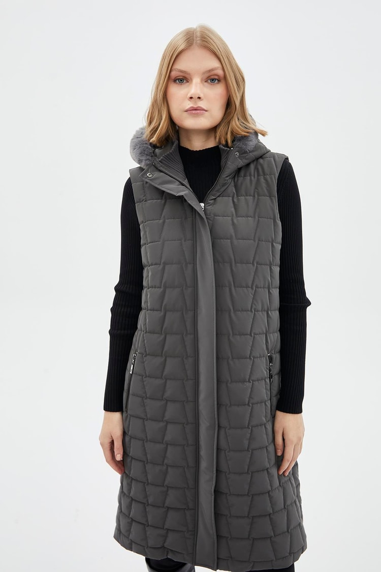 Kapitone Desenli Kapüşonlu Füme Yelek Y-0084