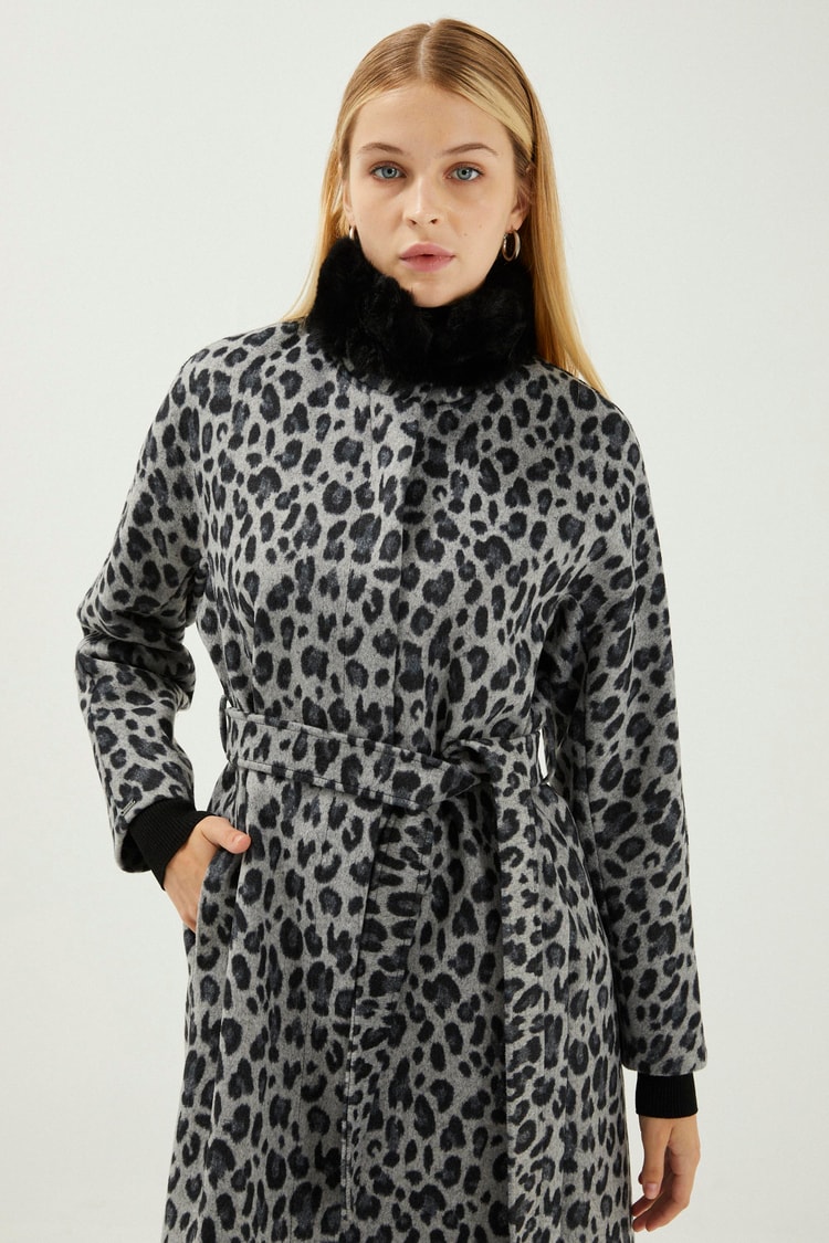 Leopar Desenli Kürk Detaylı Gri Kaşe Kaban 13317
