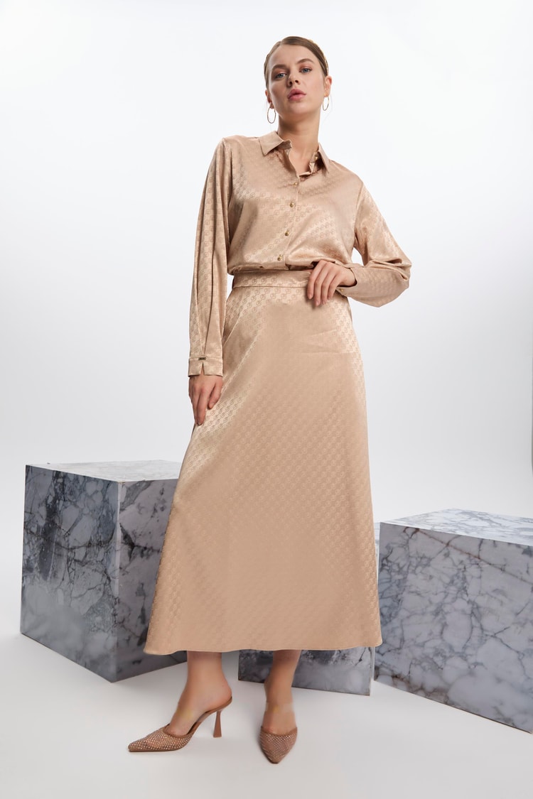 Monogram Desenli Bej Etek ETK-0174