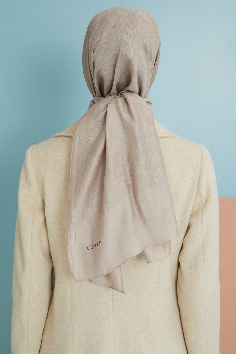 Monogram Desenli Bej Şal 0103 