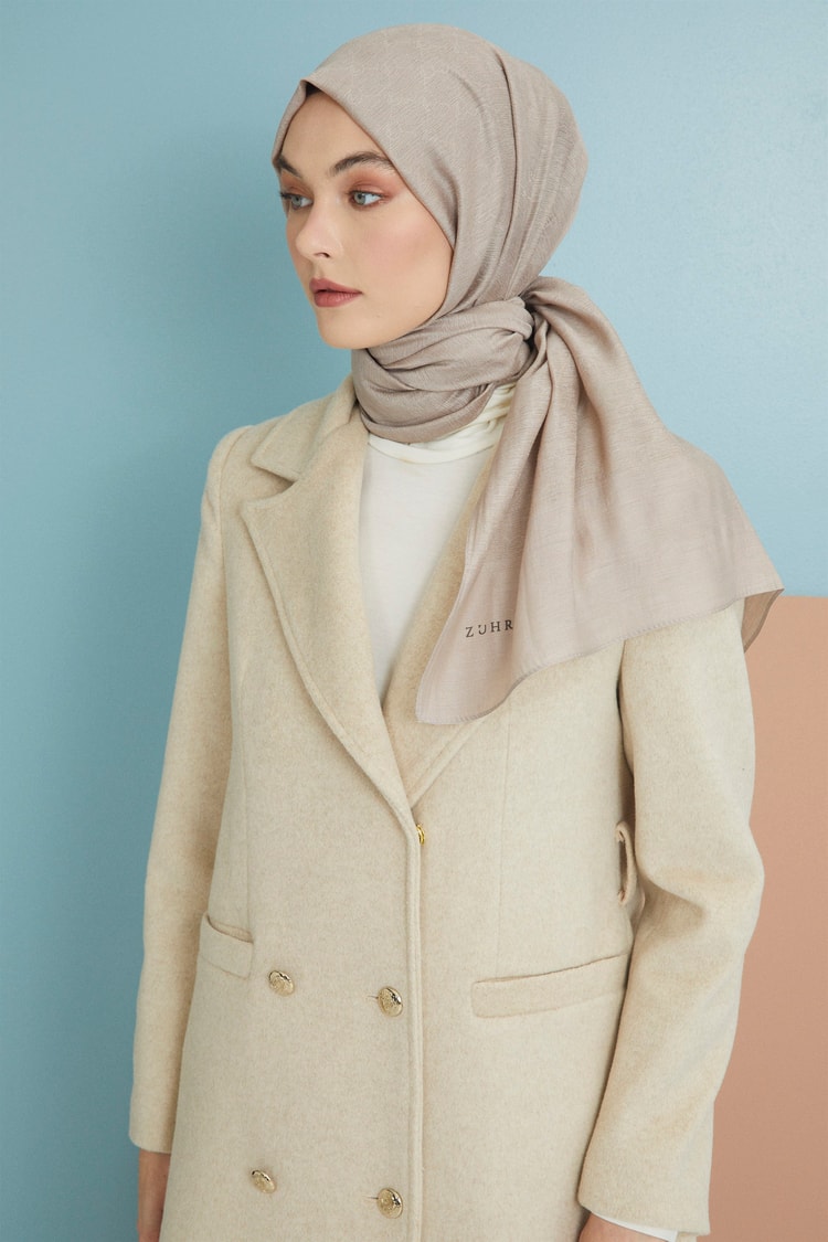 Monogram Desenli Bej Şal 0103 