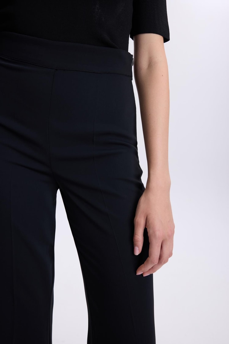 P-0204 TRAPHY PANTOLON 38-46
