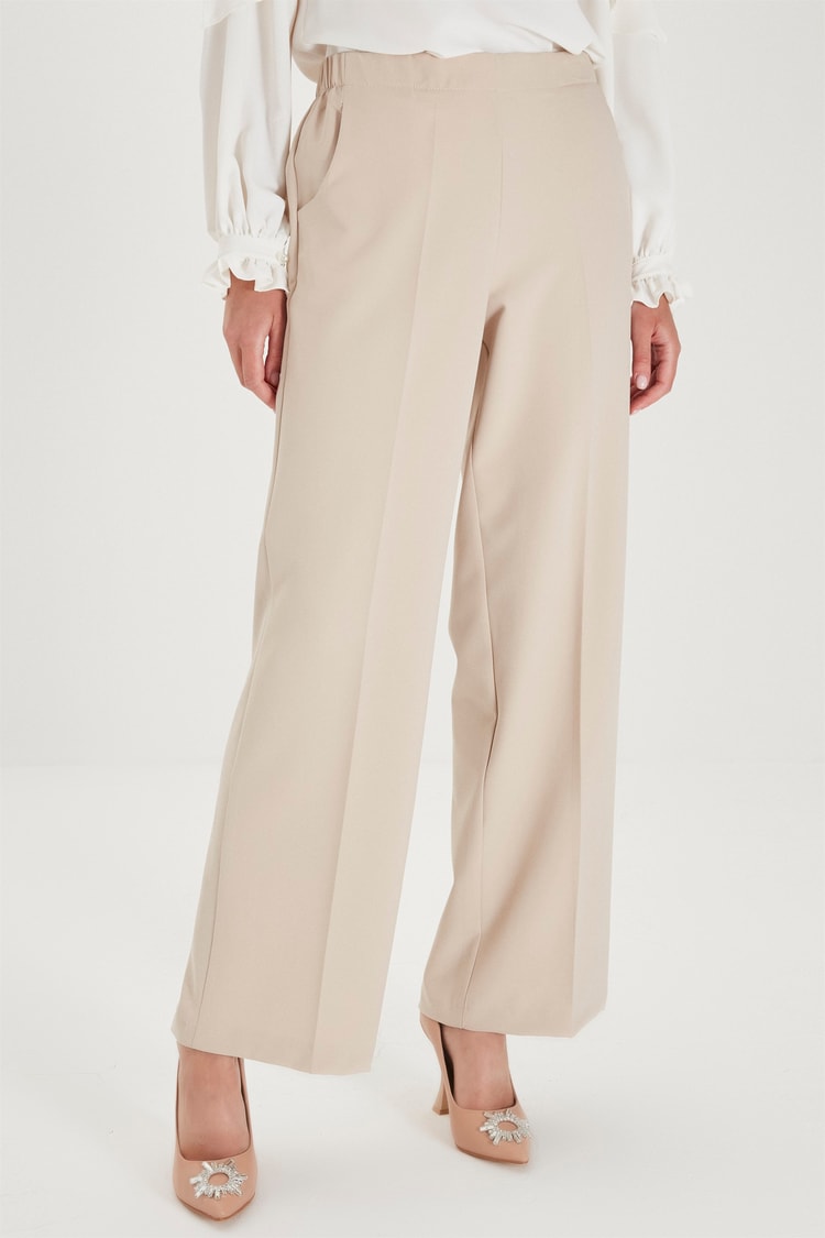 ZÜHRE Bel Lastik Detaylı Bol Paça Bej Pantolon P-0102