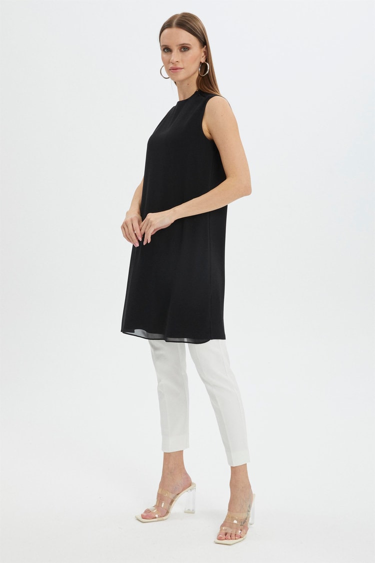 Sleeveless Black Inner Tunic T-0616