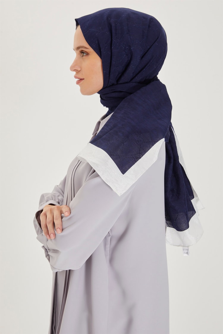 ZÜHRE Monogram Desenli Lacivert / Beyaz Koza Şal 0100