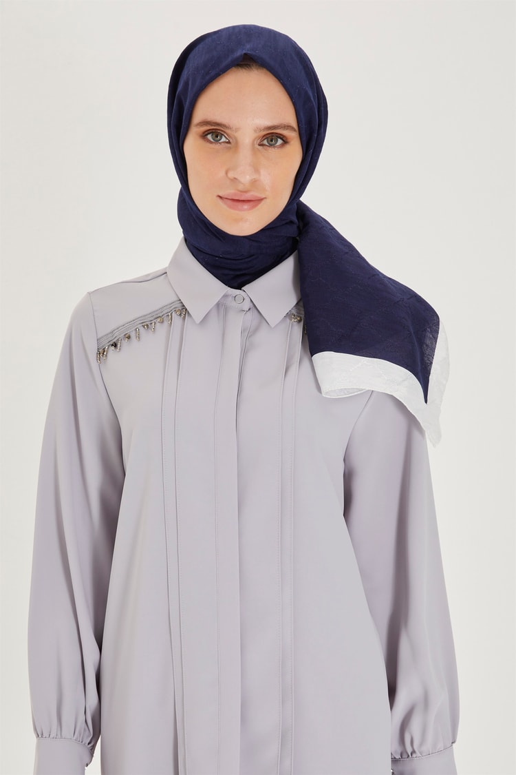 ZÜHRE Monogram Desenli Lacivert / Beyaz Koza Şal 0100