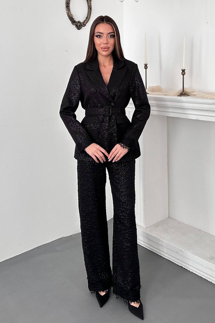 Black Set With Lace Sleeves