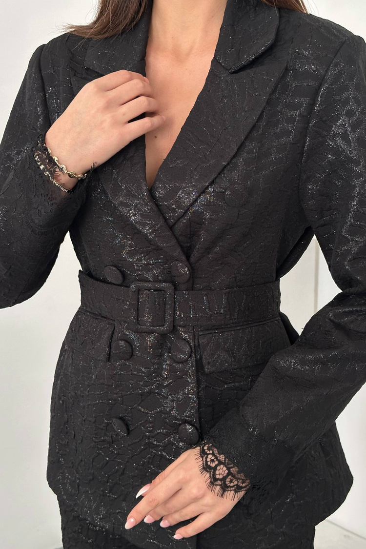 Black Set With Lace Sleeves