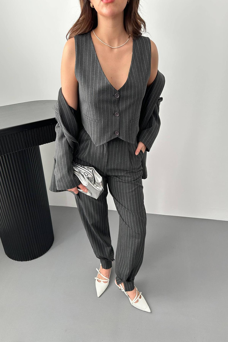 Anthracite Striped Three-Piece Set