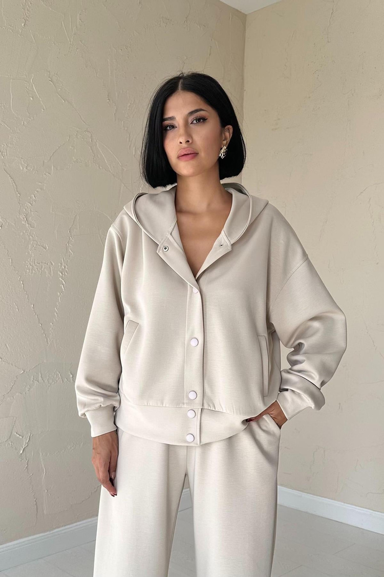 Beige Jacket And Trousers Set With Elastic Waistband