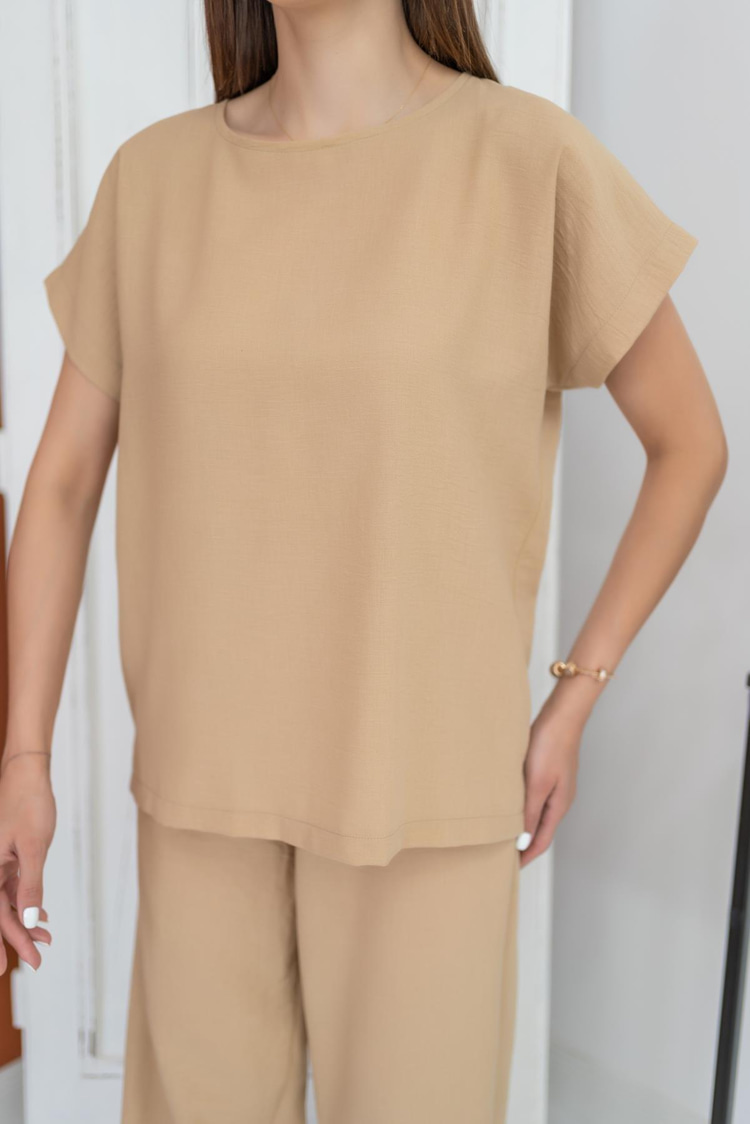 Beige T-Shirt And Pants Set