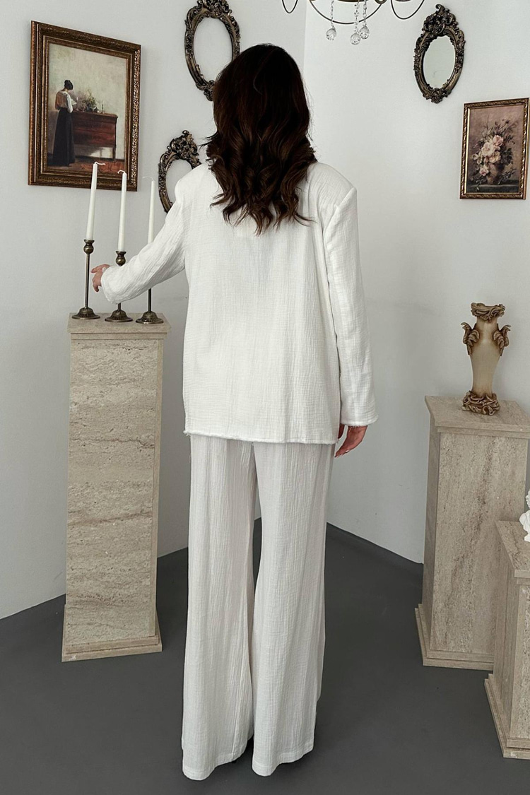 White Oversize Muslin Set