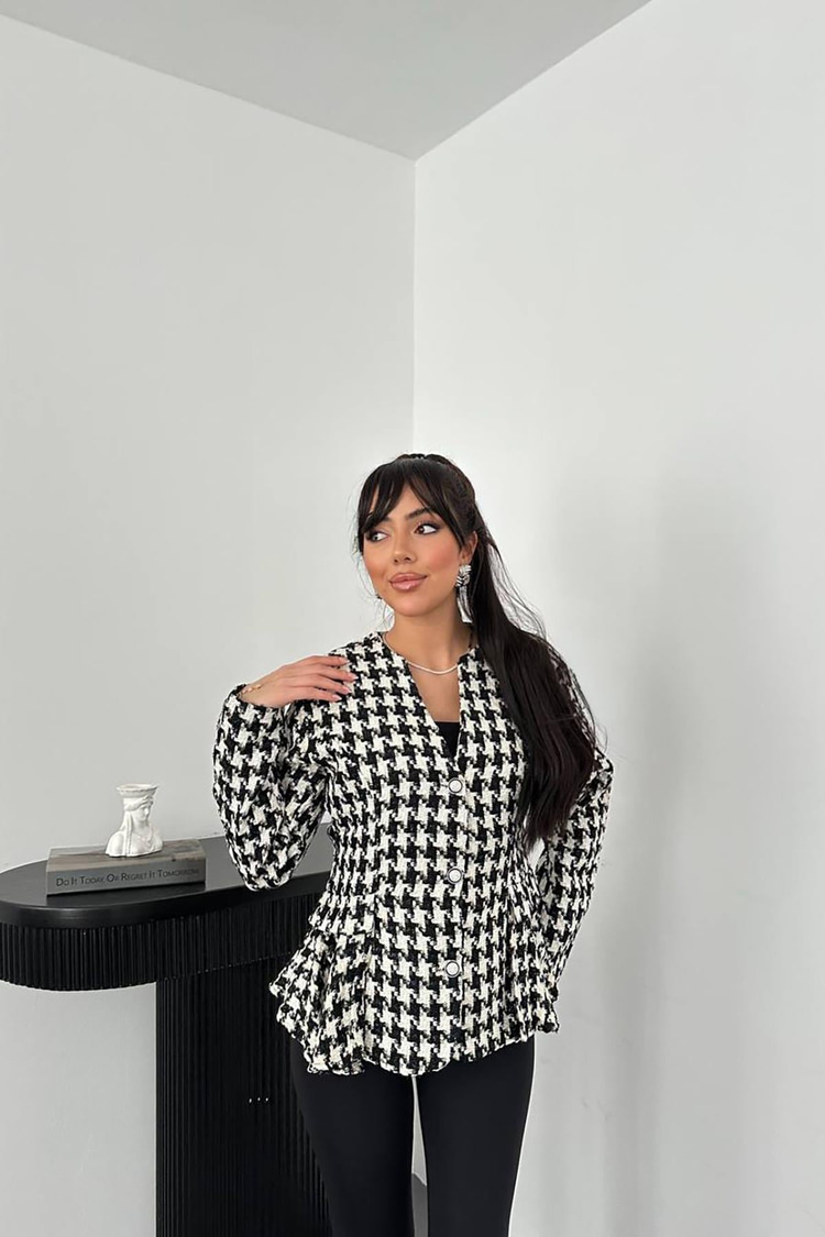 Off-White Jacket With Back Bow Detail