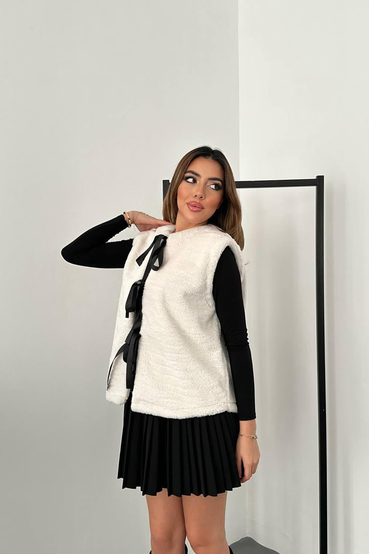 Off-White Plush Vest With Bow