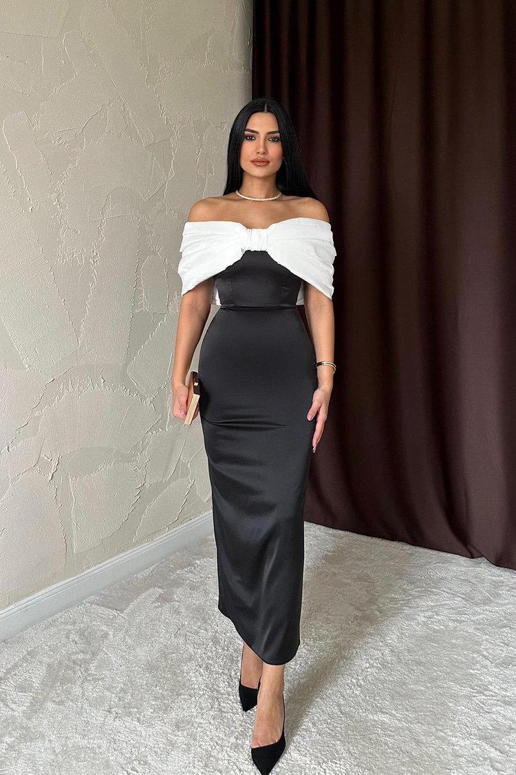 Off-White Dress With Bow At The Front