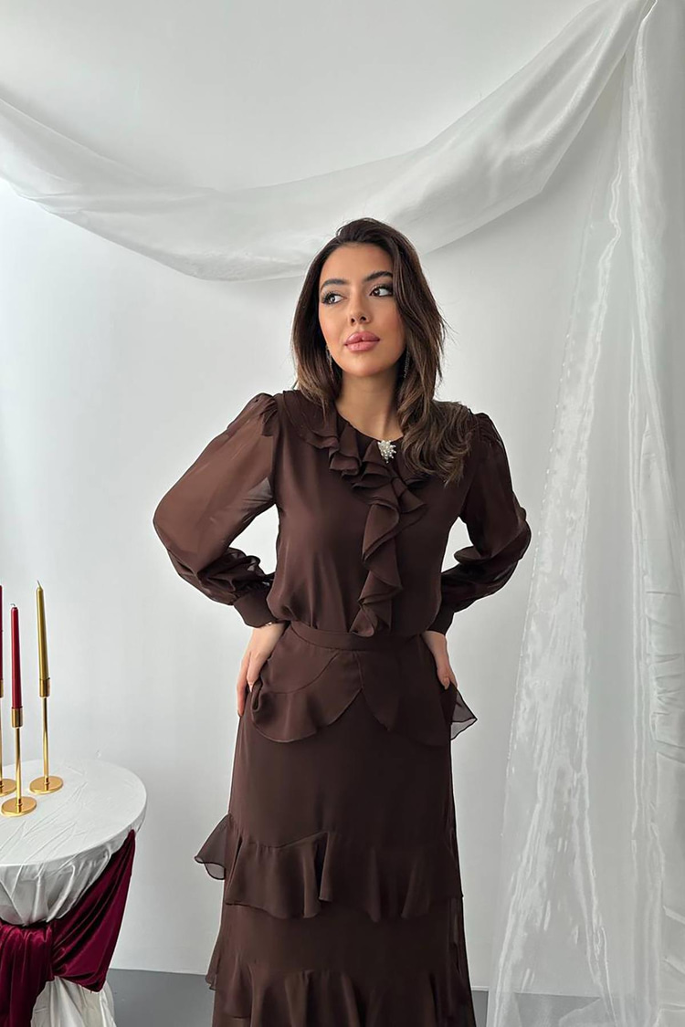 Kahverengi Fırfırlı Şifon Takım
