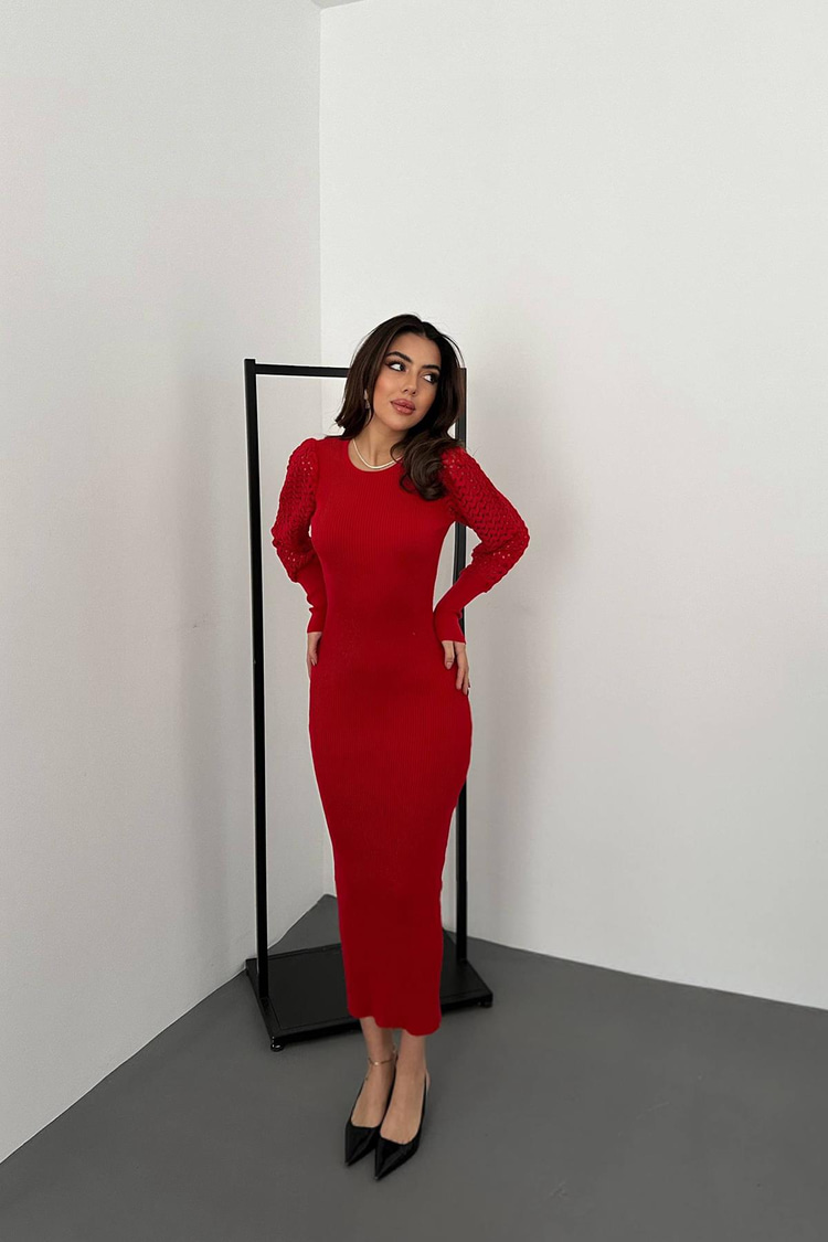 Kırmızı Kolları Örgülü Triko Elbise