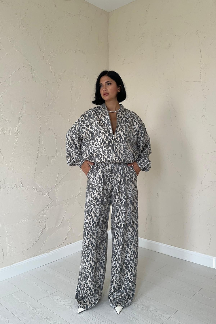 Leopar Beyaz Leopar Desenli Ceket Ve Pantolon Takım