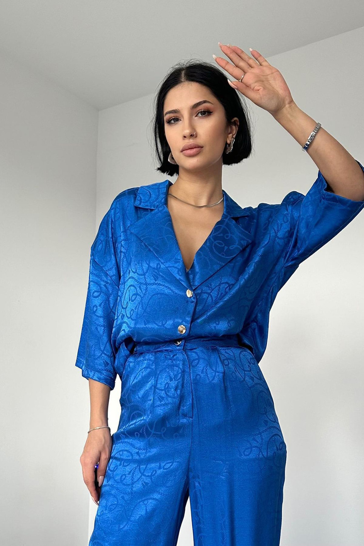 Blue Jacquard Buttoned Suit