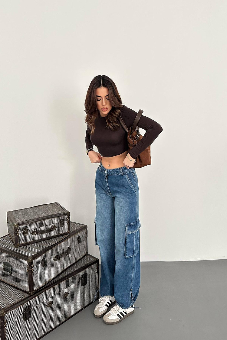 Blue Jeans With Side Pockets