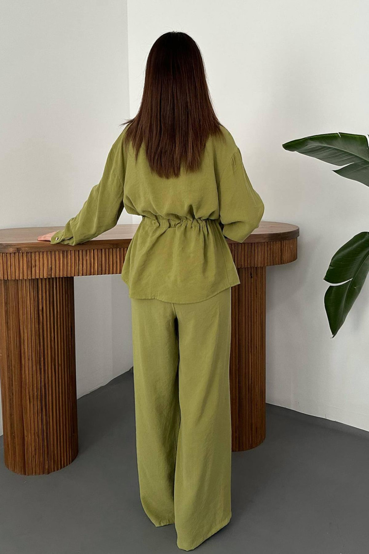 Olive Düğme Detaylı Gömlek Ve Nervürlü Pantolon Takım
