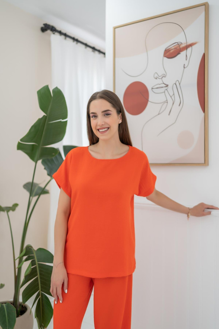 Orange T-Shirt And Pants Set