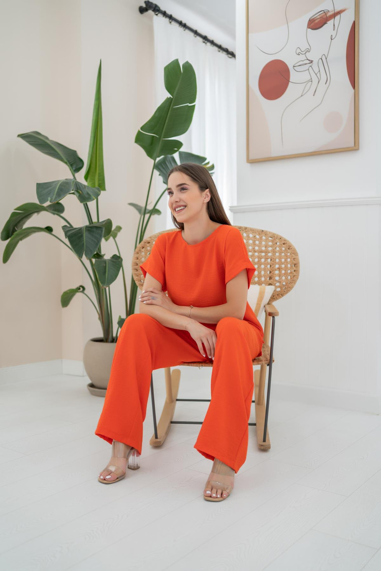 Orange T-Shirt And Pants Set