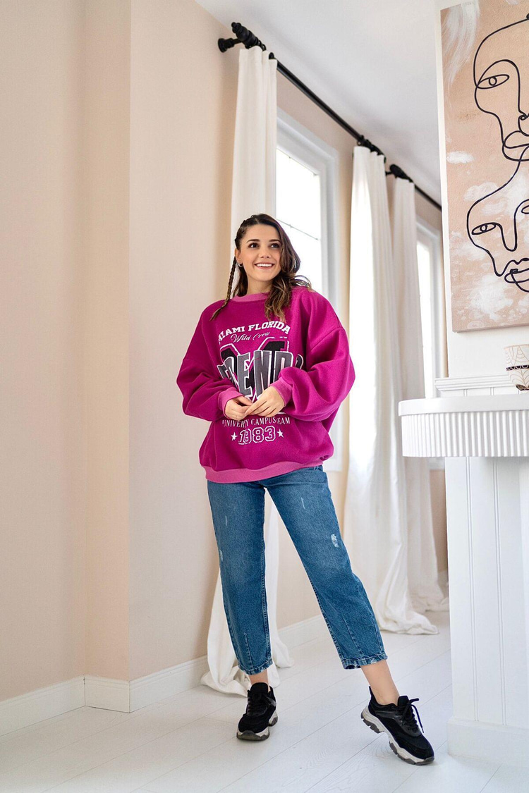 Pembe Yazı Baskılı Sweatshirt
