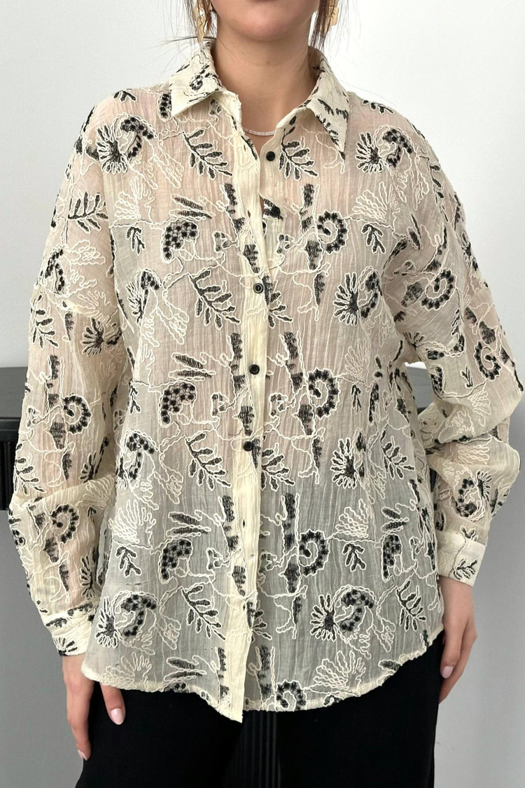 Siyah İşlemeli Oversize Gömlek