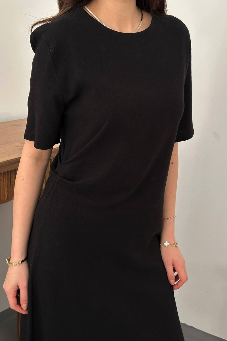 Black Pleated Crew Neck Dress
