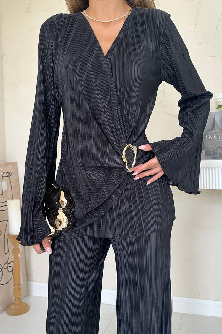 Black Pleated Set With Buckle Detail
