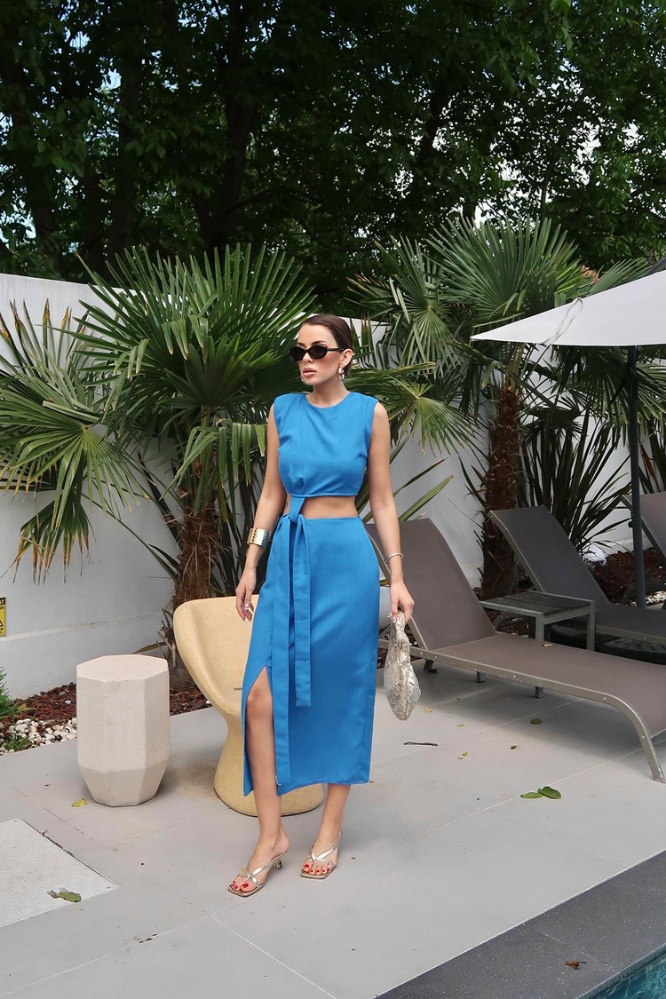 Turquoise Belted Crop Top And Skirt Set