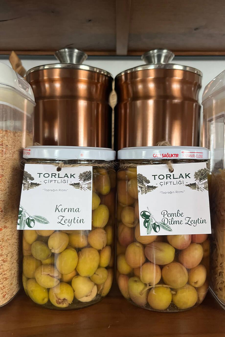 Torlak Çiftliği Pembe Dilme Zeytin