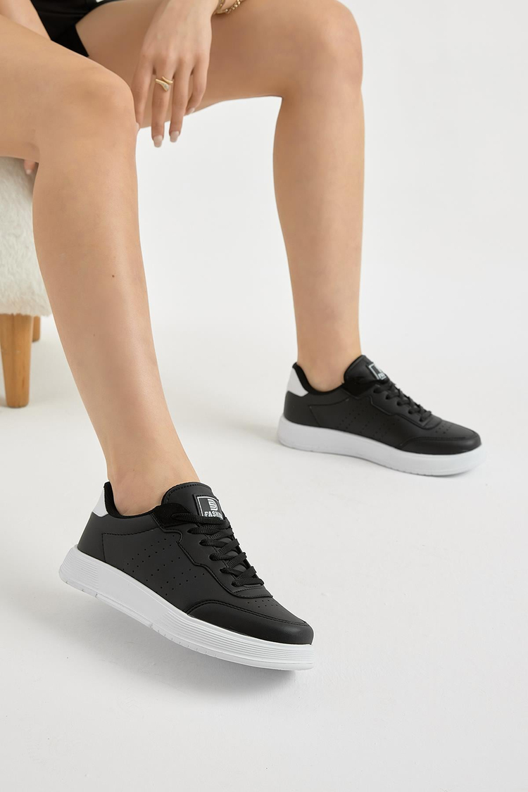 Hafif Faylon Taban Bağcıklı Unisex Siyah Beyaz Günlük Spor Ayakkabı TBPRF015