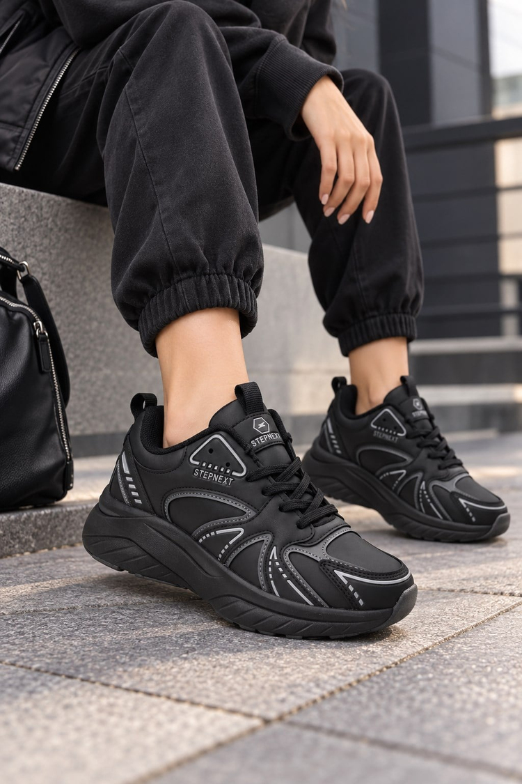 Rahat Kalıp Faylon Taban Bağcıklı Sneaker Kadın Siyah Füme Sneaker TBDR8002