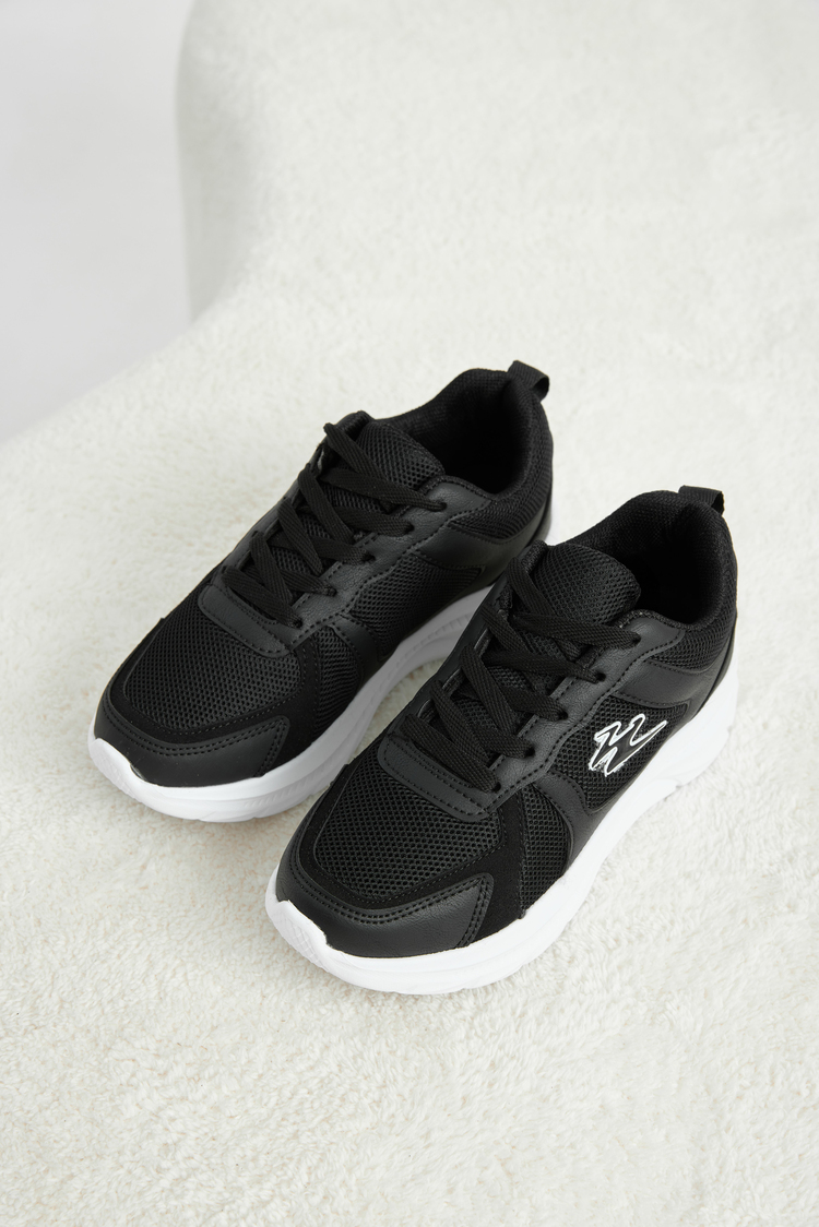 Rahat Kalıp Faylon Tabanlı Sneaker Kadın Siyah Beyaz Sneaker TBKRD015