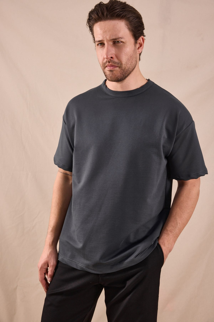 Rahat Kalıp Oversize Kesim T-Shirt Erkek Füme T-Shirt TBTSHRT020